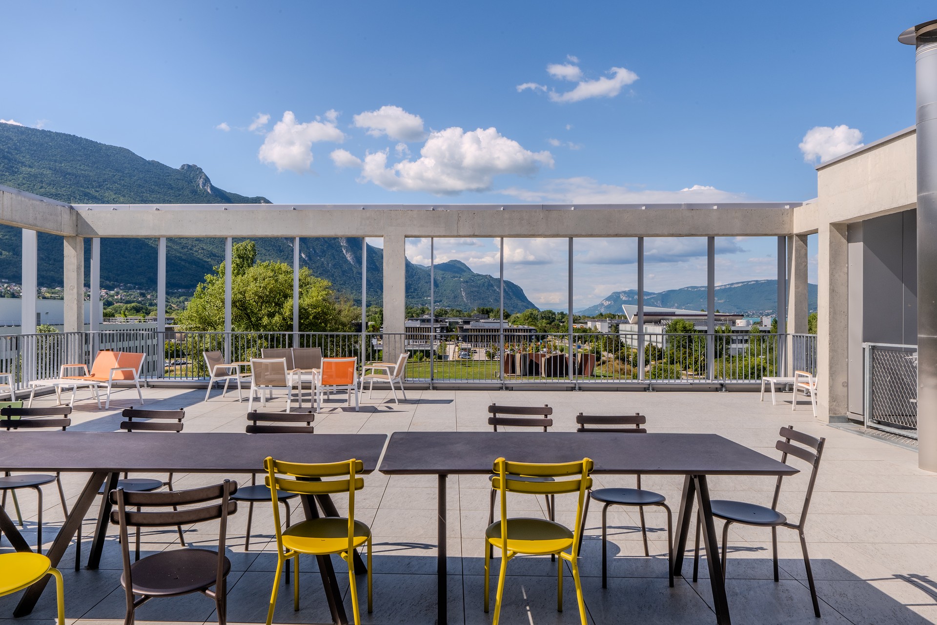 Walter Technolac, Terrace and outdoor space, La Motte-Servolex