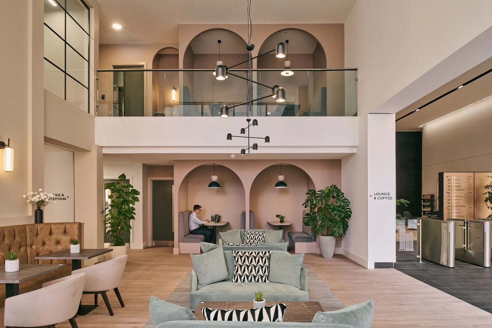 11 Brindleyplace Business Centre, Lounge, Birmingham
