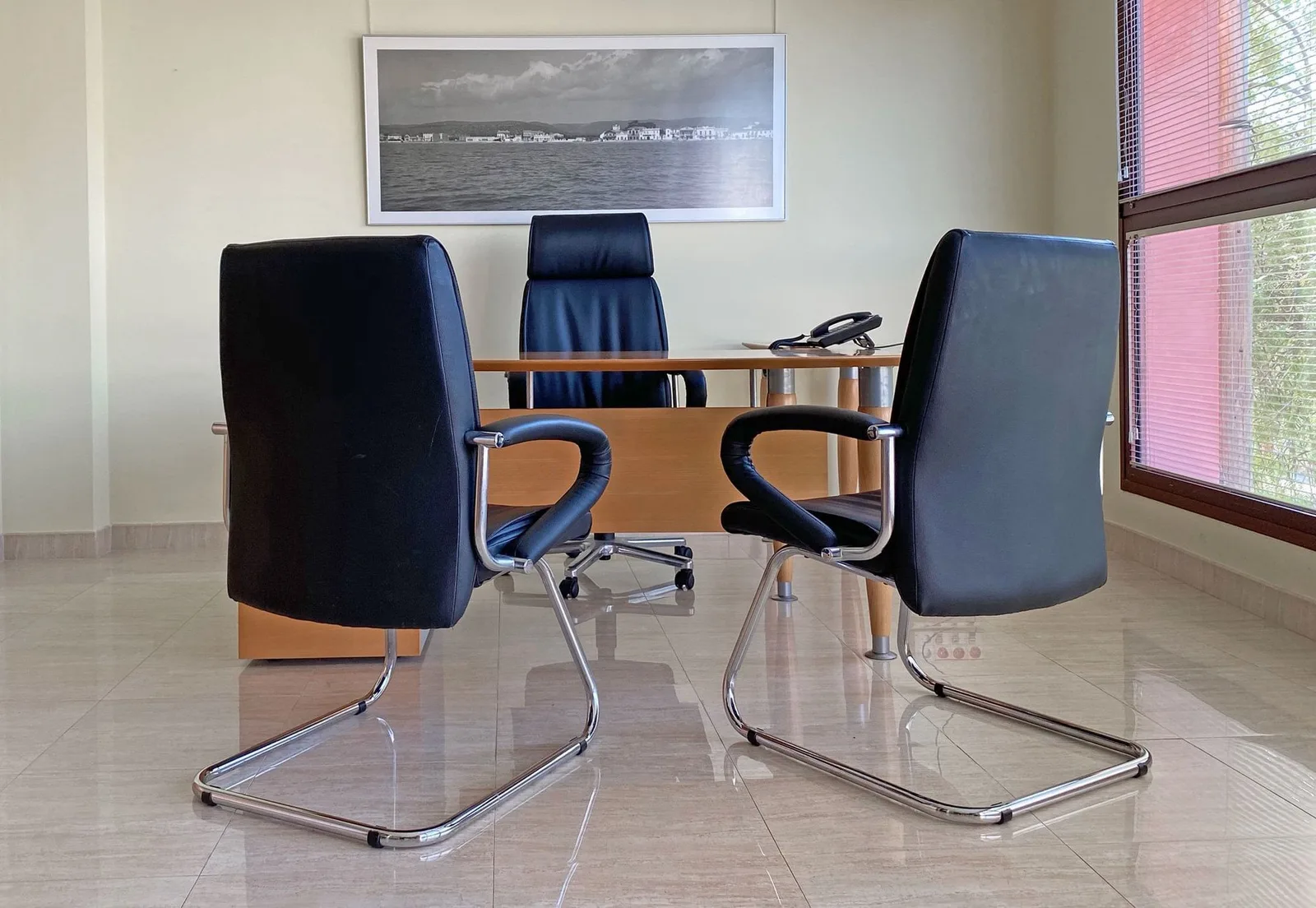 23 Coworking, Private office, 1 desk, Sant Salvador
