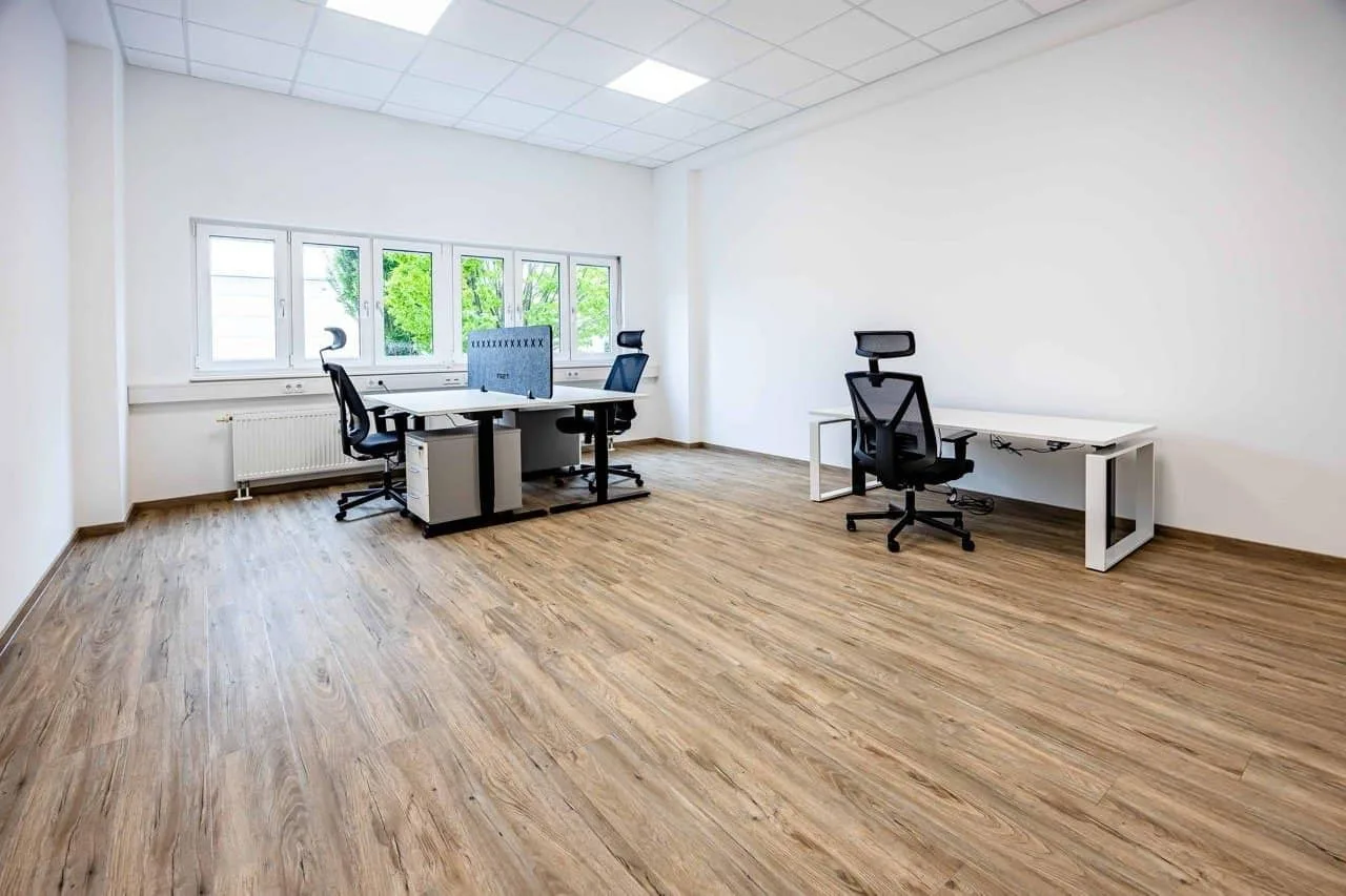 2Redline Business Center Dieburg, Privatbüro mit 3 Arbeitsplätzen, Dieburg