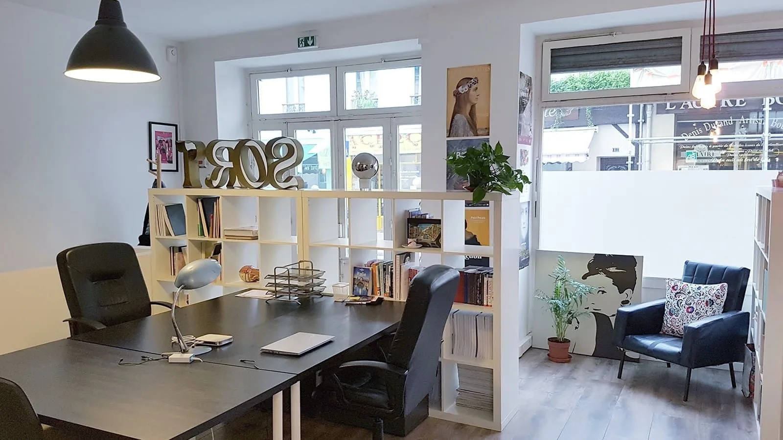Le 39, Privatbüro mit 3 Arbeitsplätzen, Paris 11e