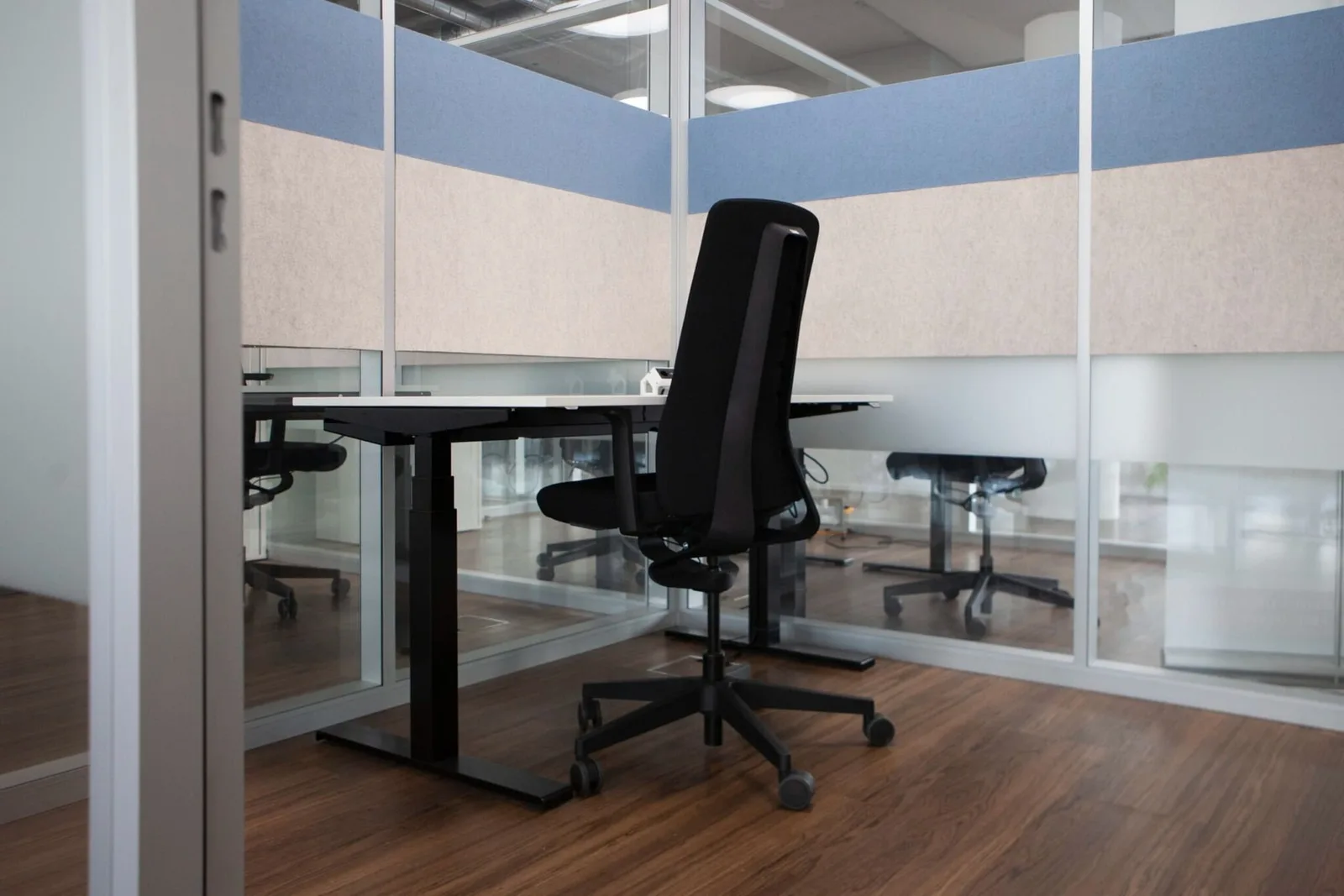 The 5th Floor, Private office, 1 desk, Muttenz