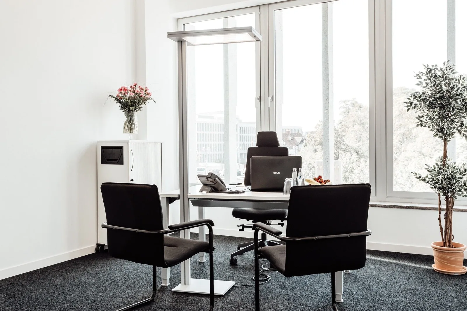 ABC Workspaces Central Station - Berlin, Private office, 1 desk, Berlin