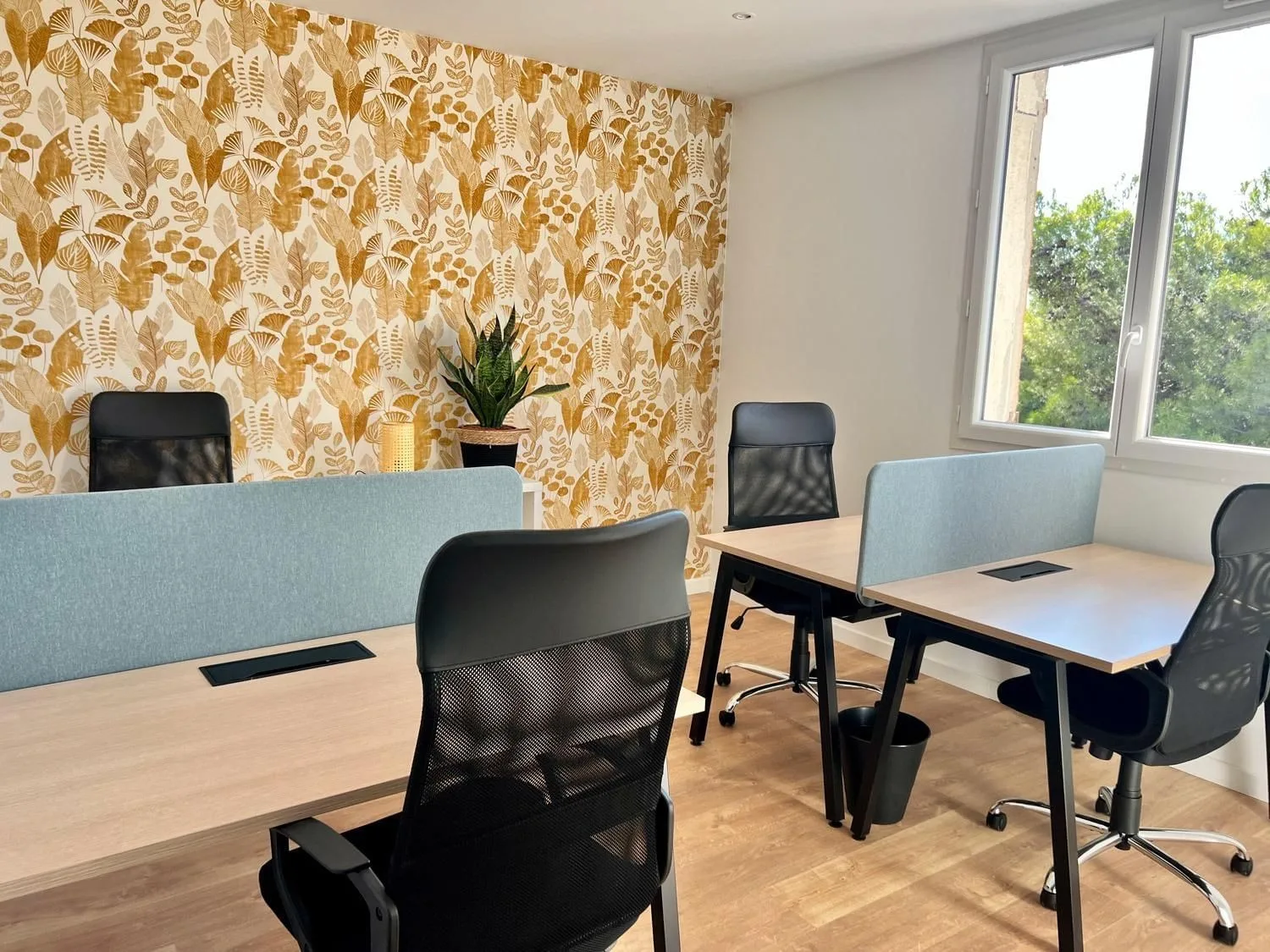 ACAMPA Coworking, Privatbüro mit 4 Arbeitsplätzen, Port-de-Bouc