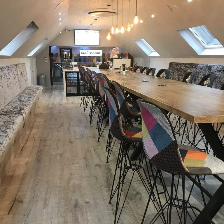 Accrue Workplaces Cobham, Cafétéria, Cobham