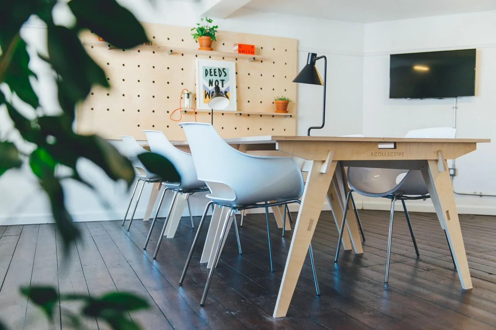 ACOLLECTIVE, Meeting room for 6 people, York
