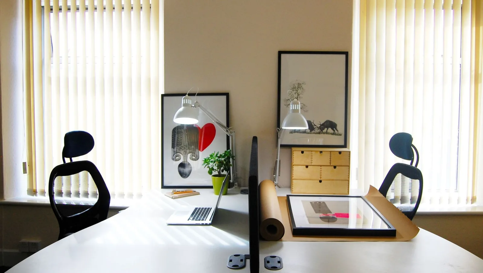 Addo Studio, Bureau privatif 2 postes, Pontypridd