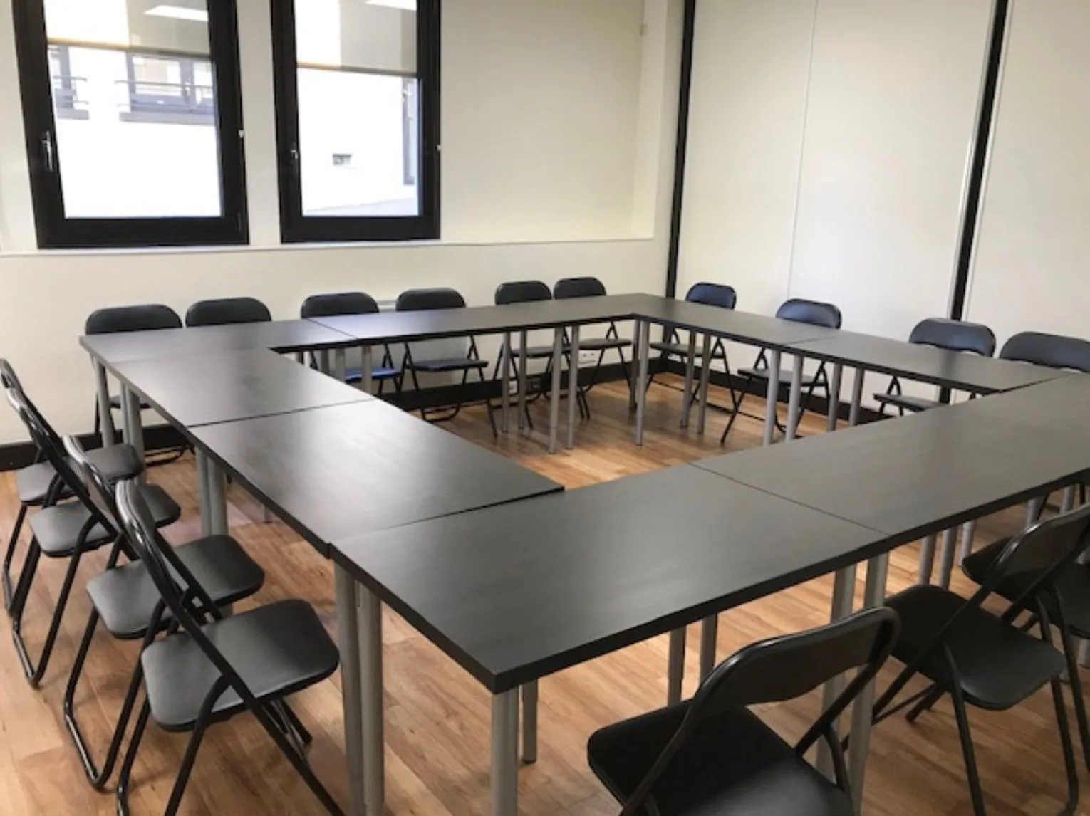 AGAPEA, Besprechungsraum für 18 Personen, Saint-Cloud