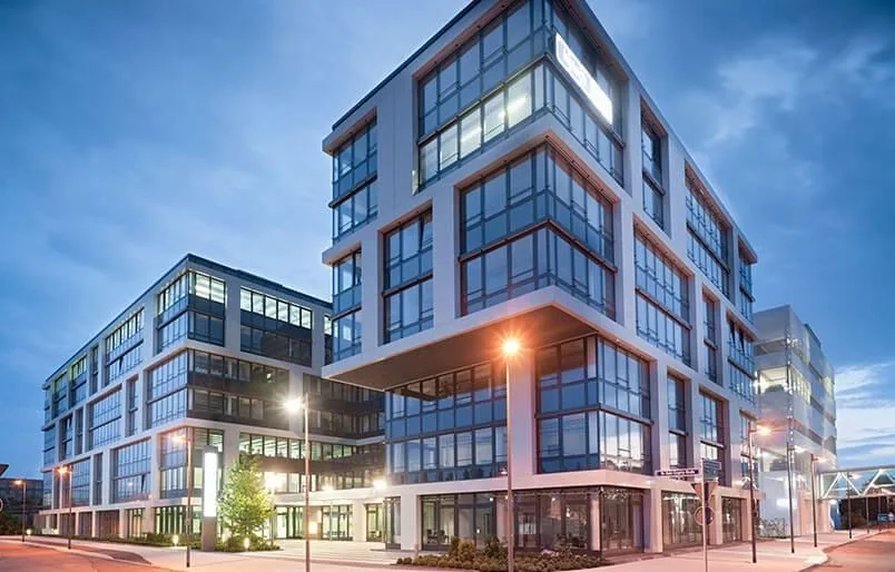 Agendis Business Center Exupéry 10 , Gebäudefassade, Frankfurt am Main