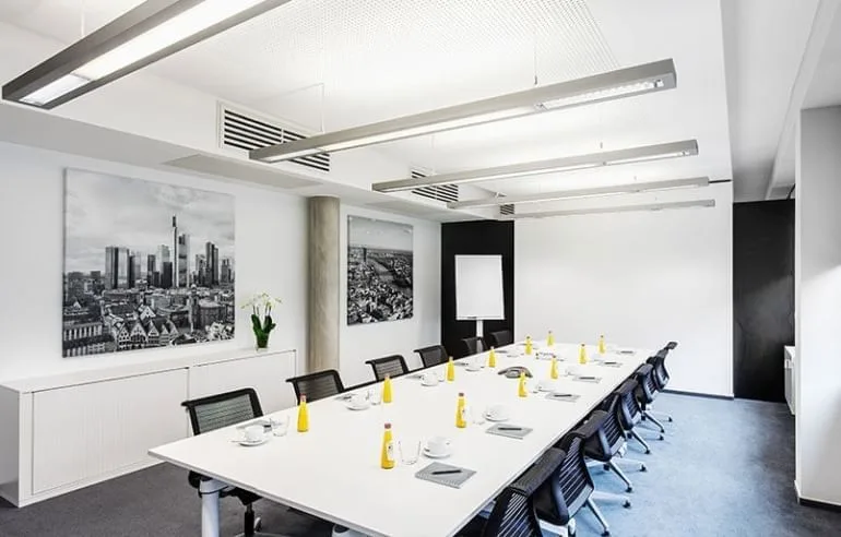 Agendis Business Center Frankfurt City, Besprechungsraum für 14 Personen, Frankfurt am Main
