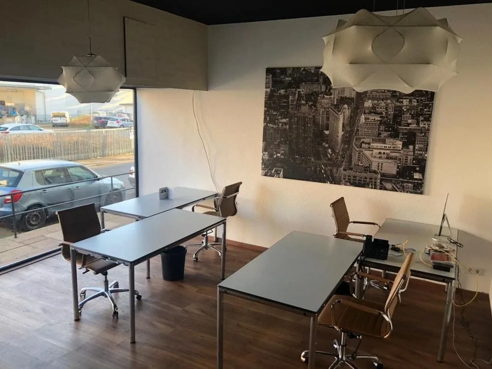AHG Offices & Coworking Am Güterbahnhof, Privatbüro mit 4 Arbeitsplätzen, Kehl