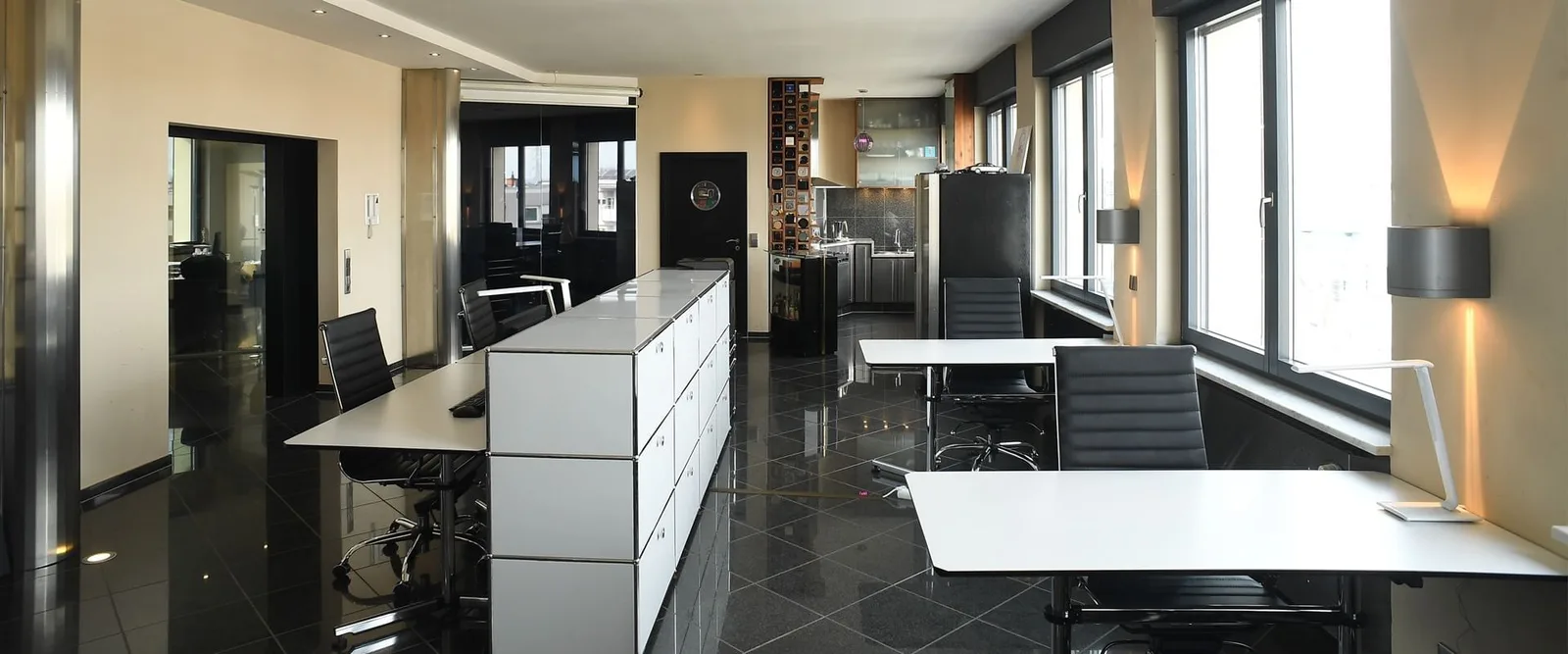 AHG Offices & Coworking Königsberger, Open-plan office, Kehl