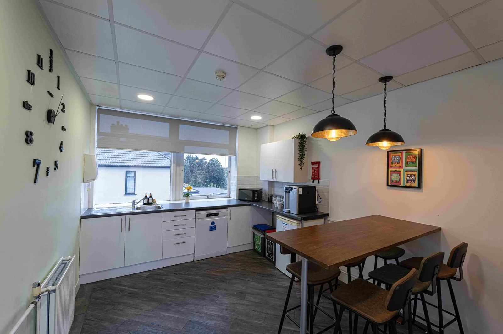 Airivo Boston Manor, Kitchen, Brentford