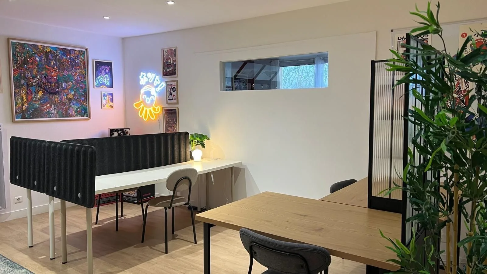 Akita Coworking, Open-plan office, Caen