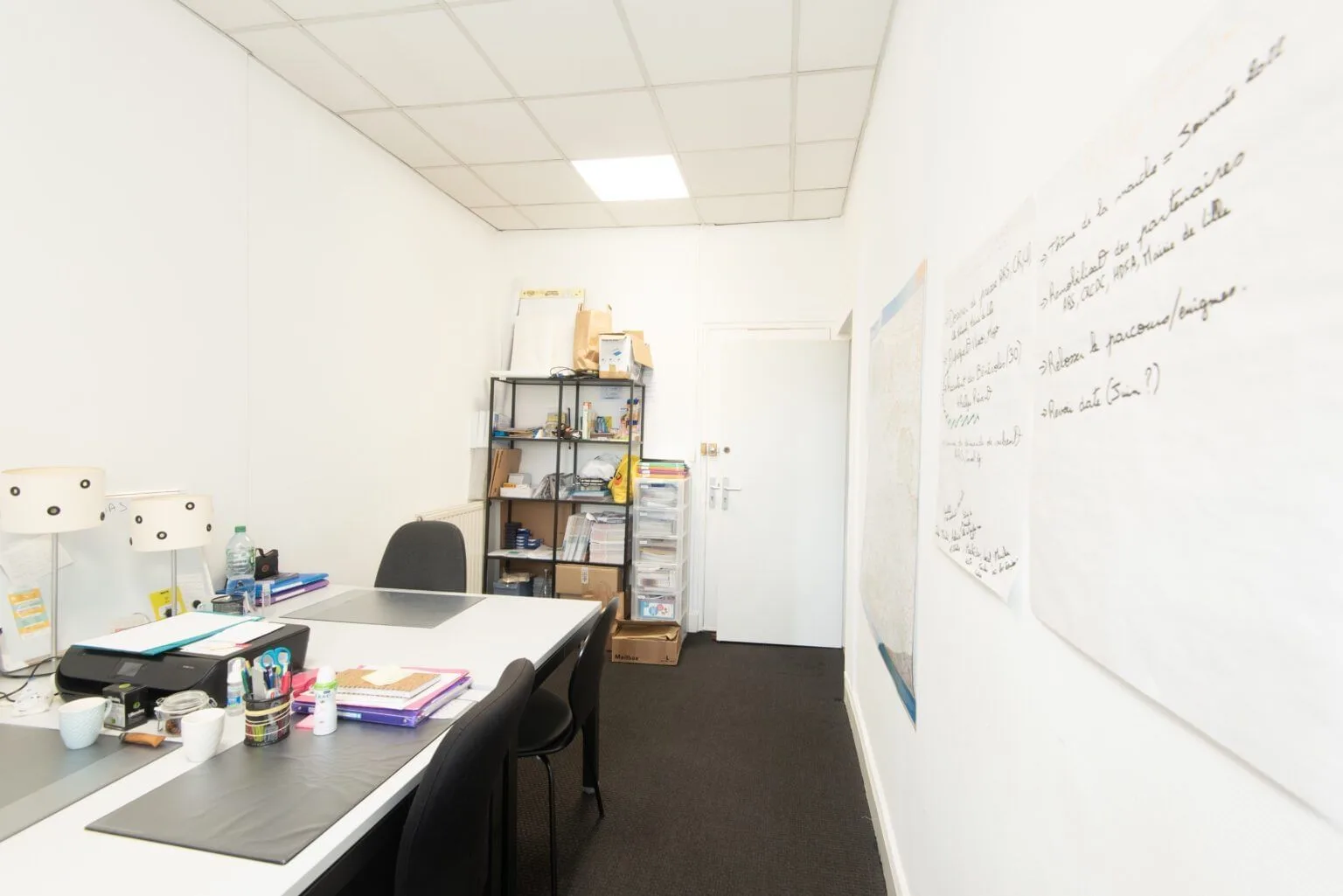 Albert & Co - Chez Louis, Privatbüro mit 4 Arbeitsplätzen, Arras