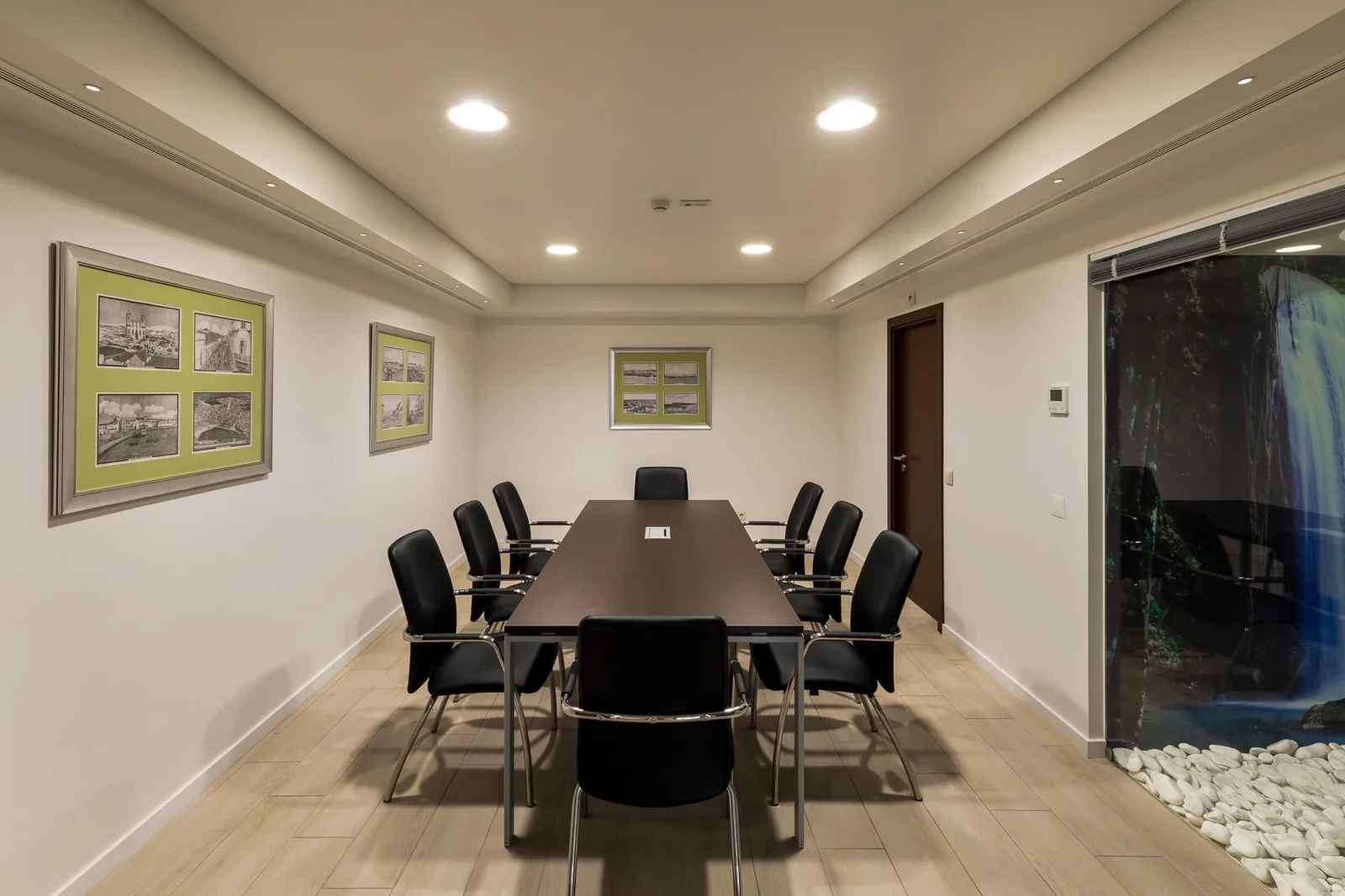 Algarve Office Center, Meeting room for 10 people, Faro