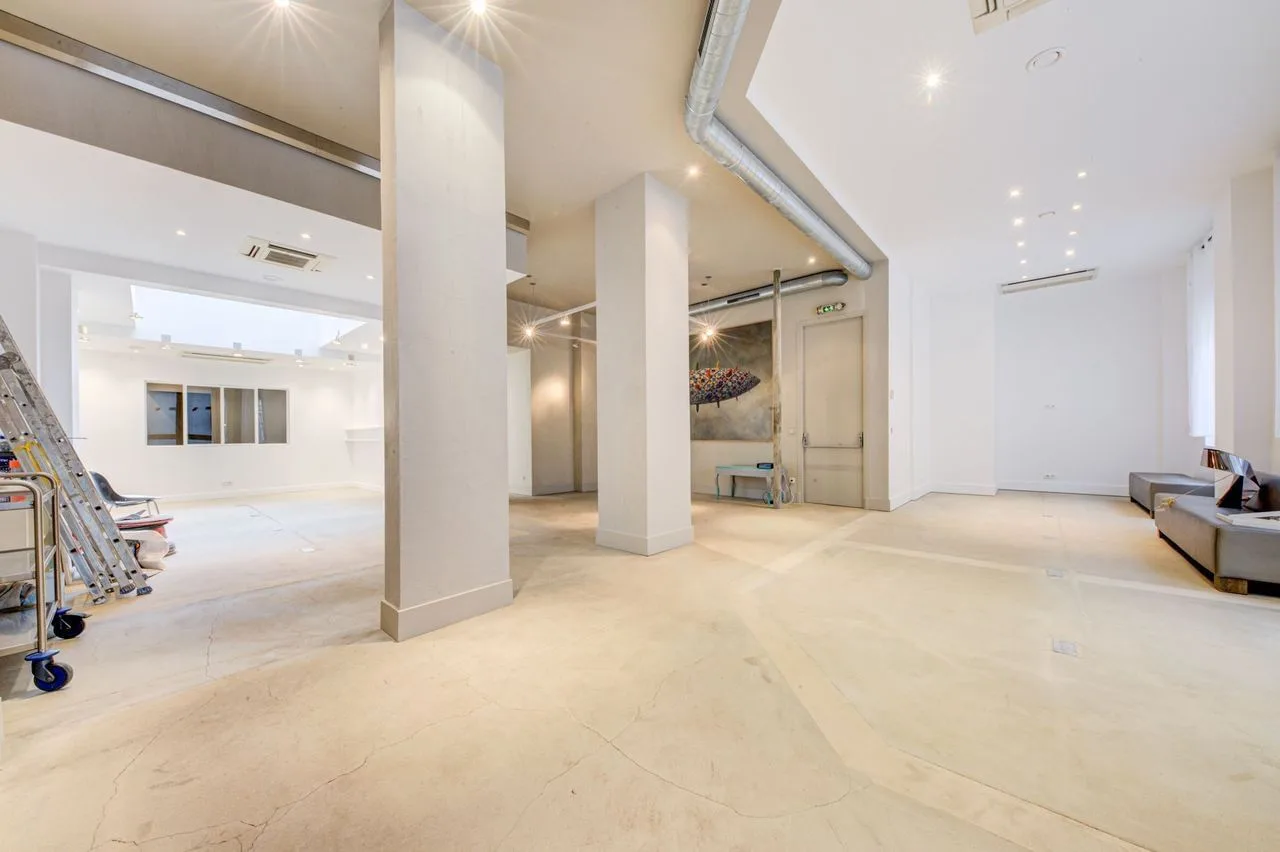 All Day Yves Toudic, Common area, Paris 10e