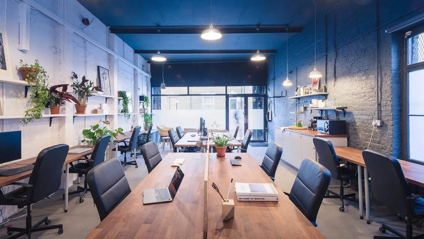 Another Place, Open-plan office, London