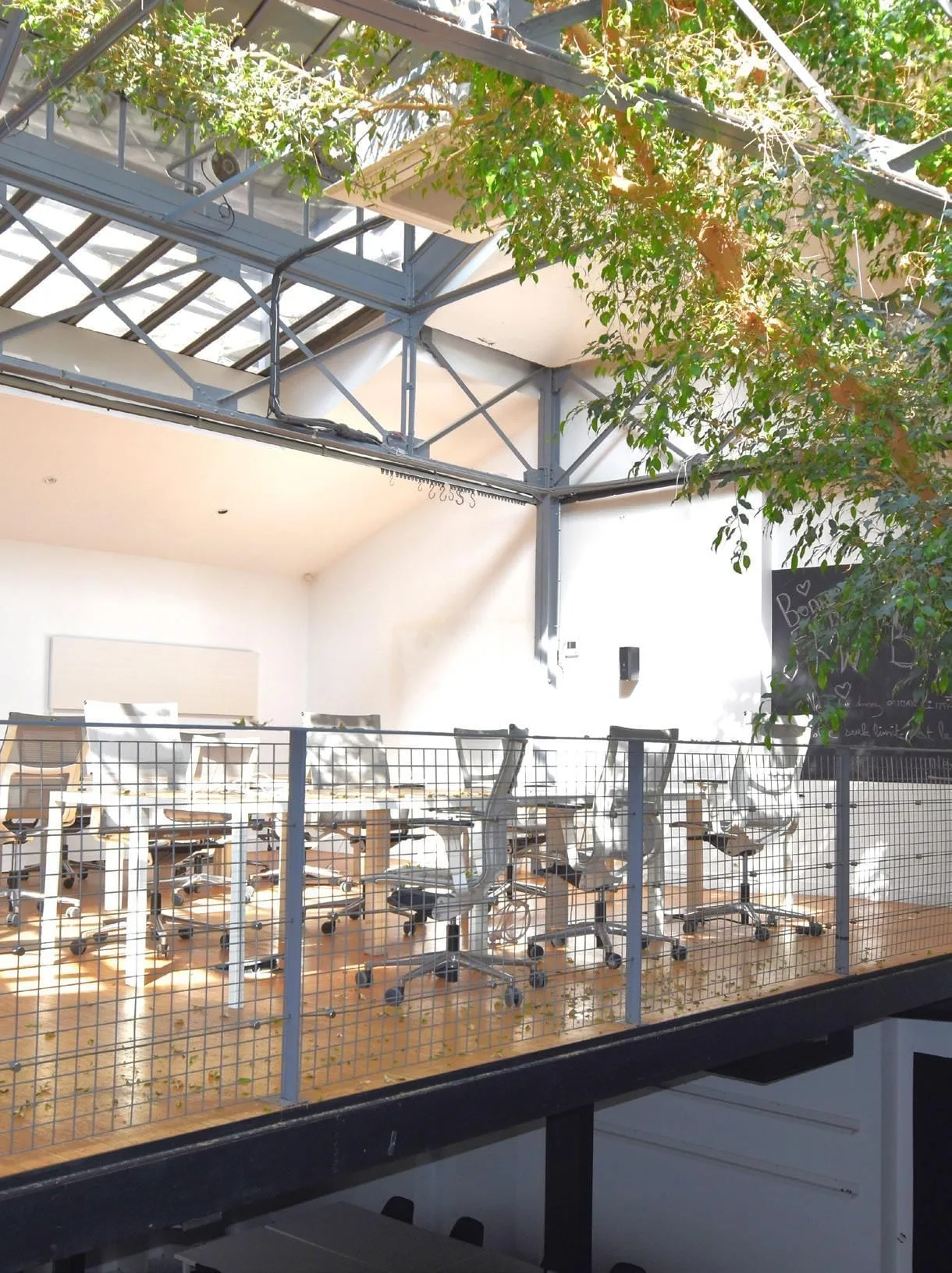 L'Antenne Servan, Open-plan office, Paris 11e