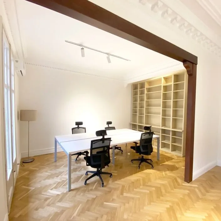 Ariane Coworking, Despacho privado con 4 puestos, Barcelona