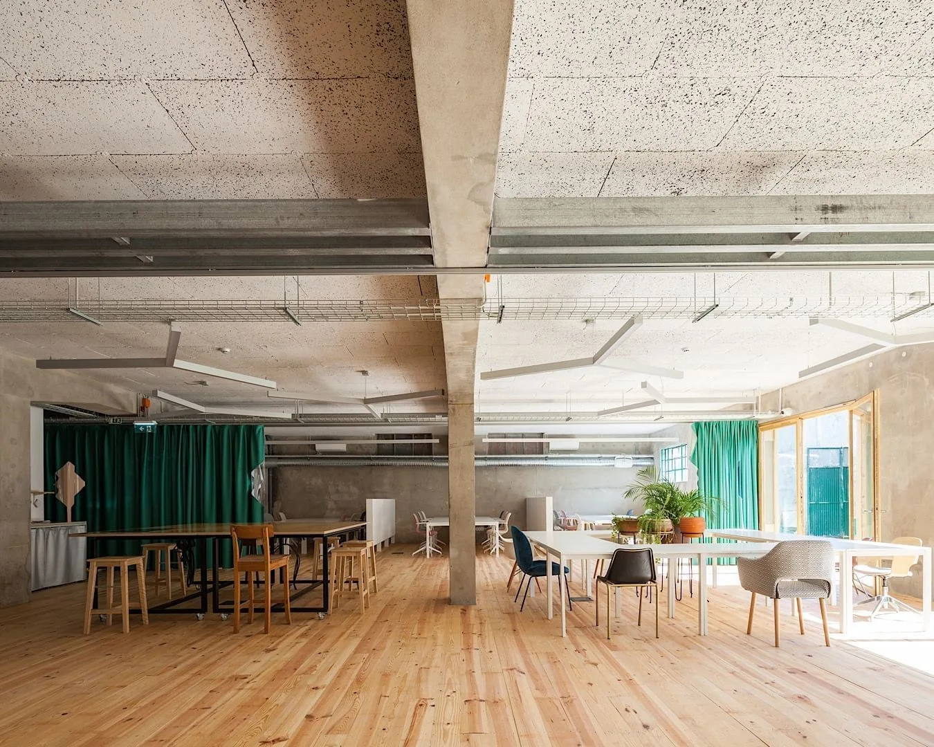 Armazém Cowork, Espacio diáfano, Oporto