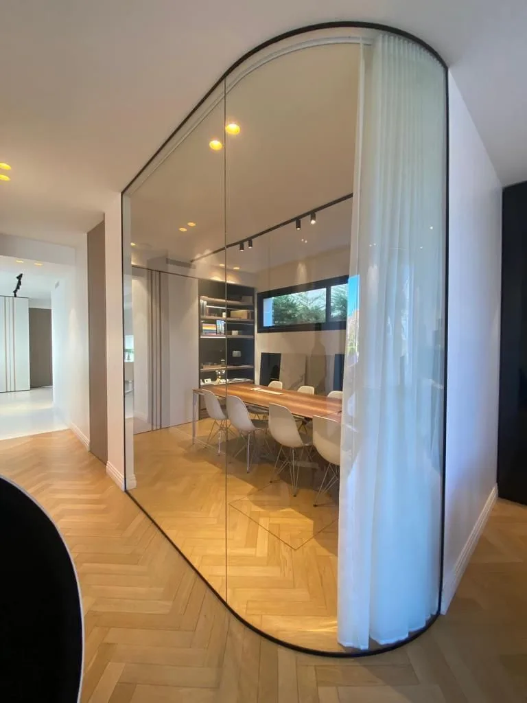 Atelier M, Besprechungsraum für 8 Personen, Toulouse
