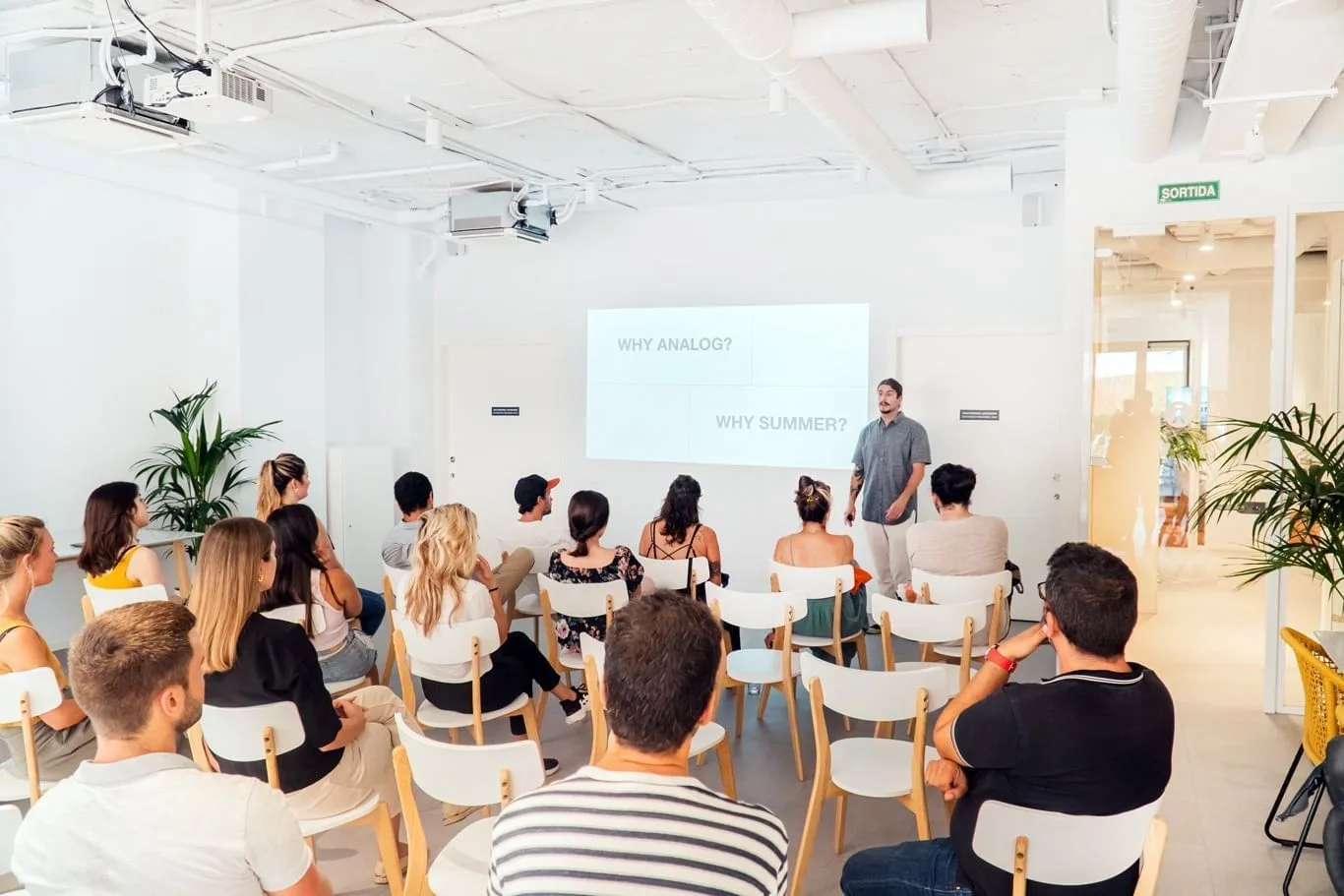 Aticco Bailén, Training room for 22 people, Barcelona