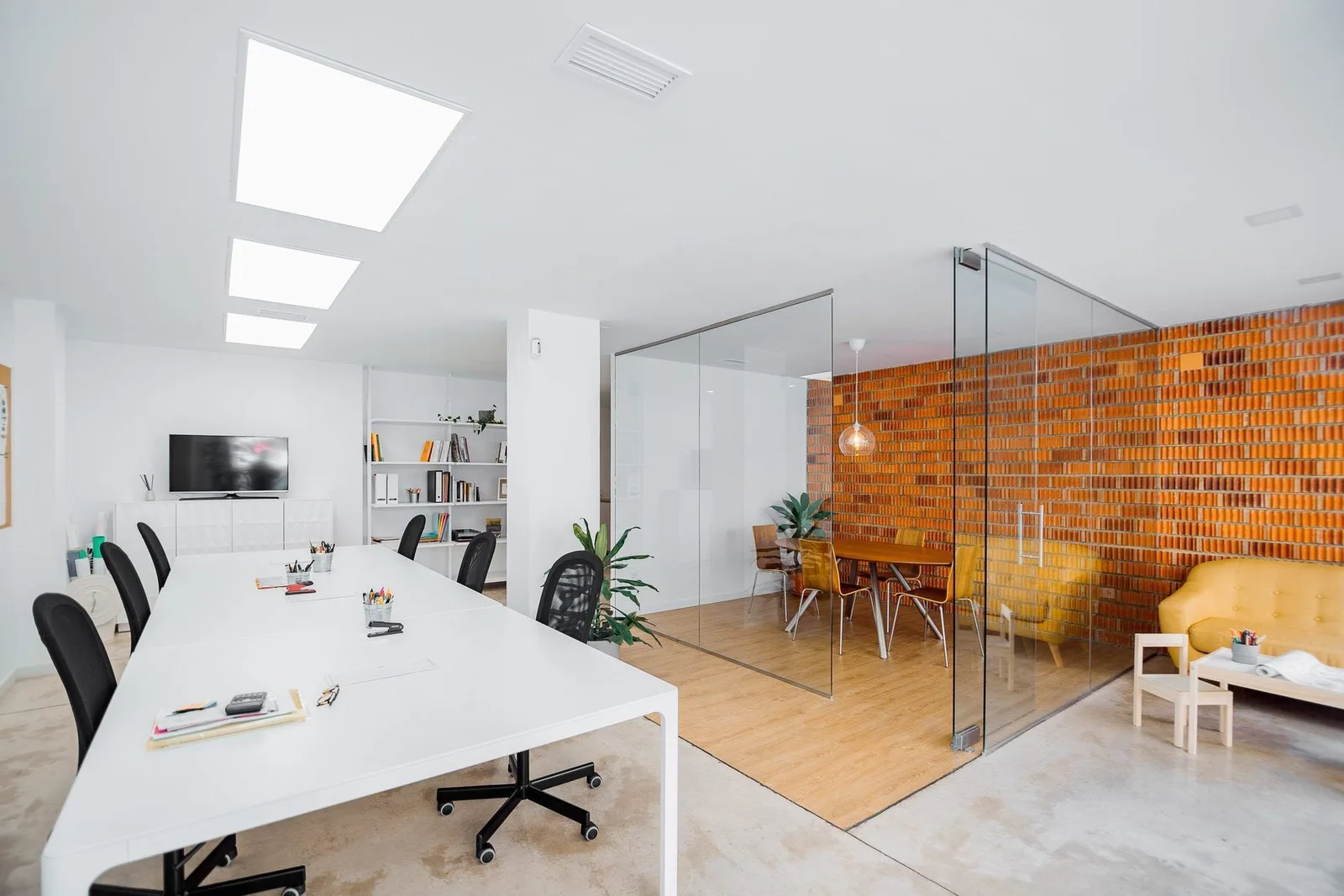 Atovó, Open-plan office, Paiporta