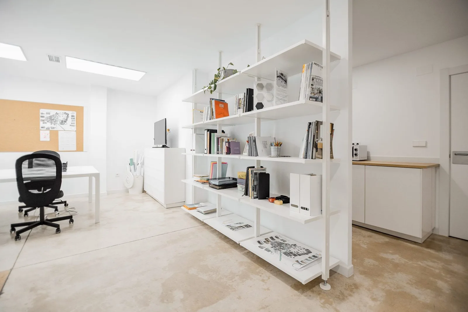 Atovó, Private office, 2 desks, Paiporta