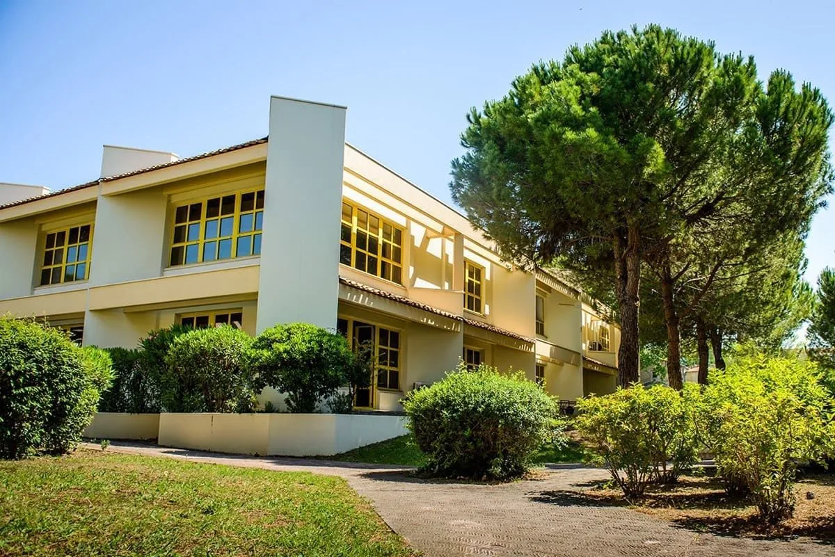 Auxiliaire System, Façade, Montpellier