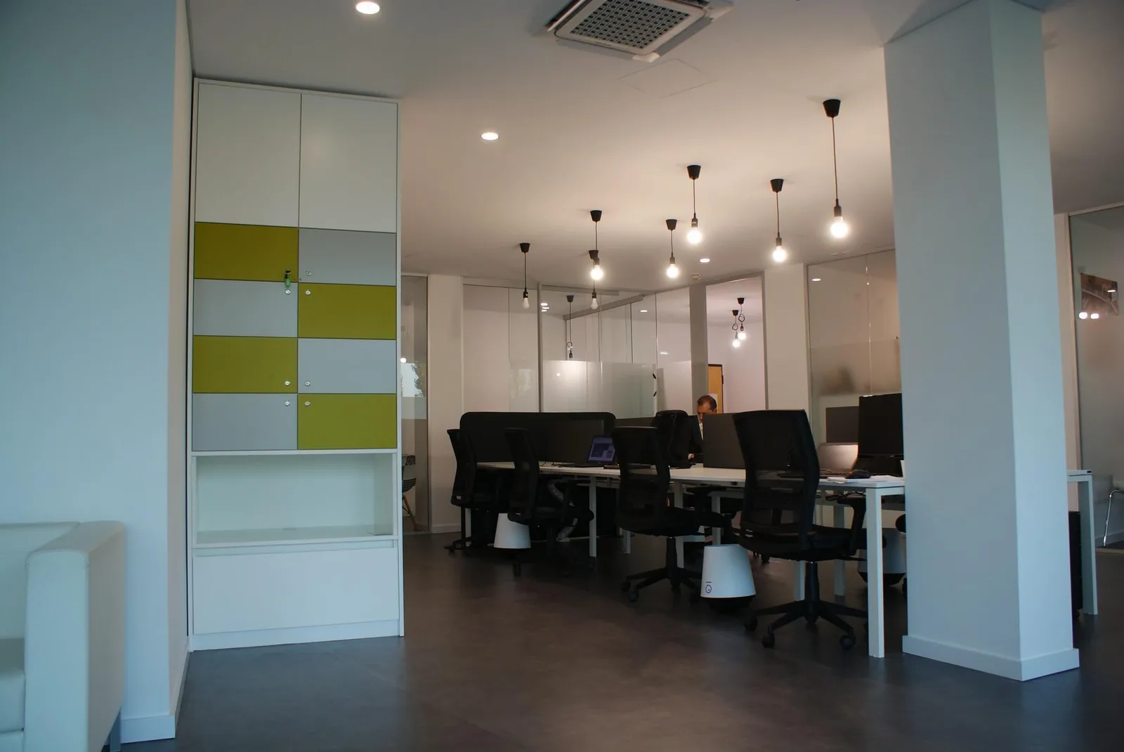 AveiroHub Business & Coworking, Open-plan office, Aveiro
