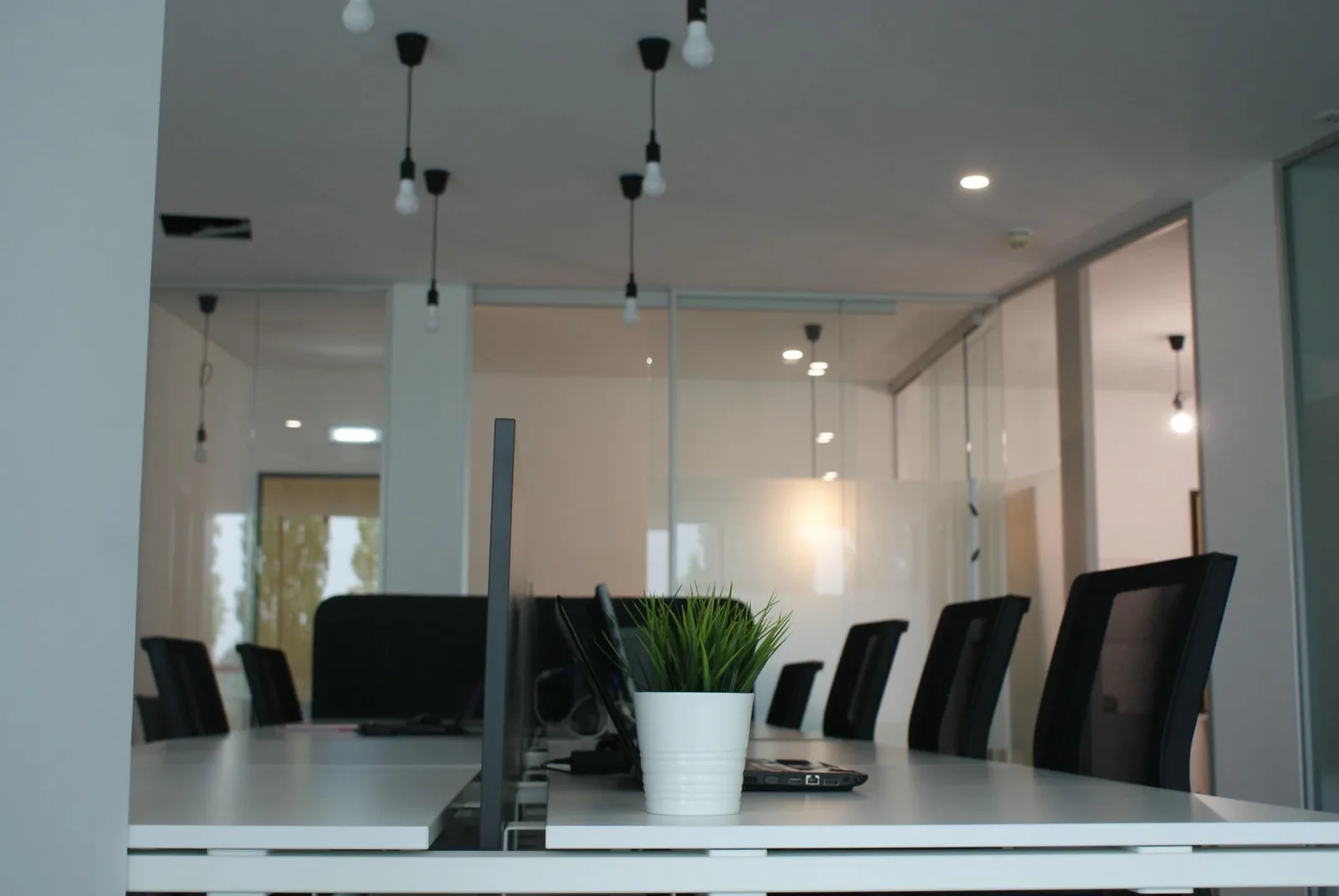 AveiroHub Business & Coworking, Open-plan office, Aveiro