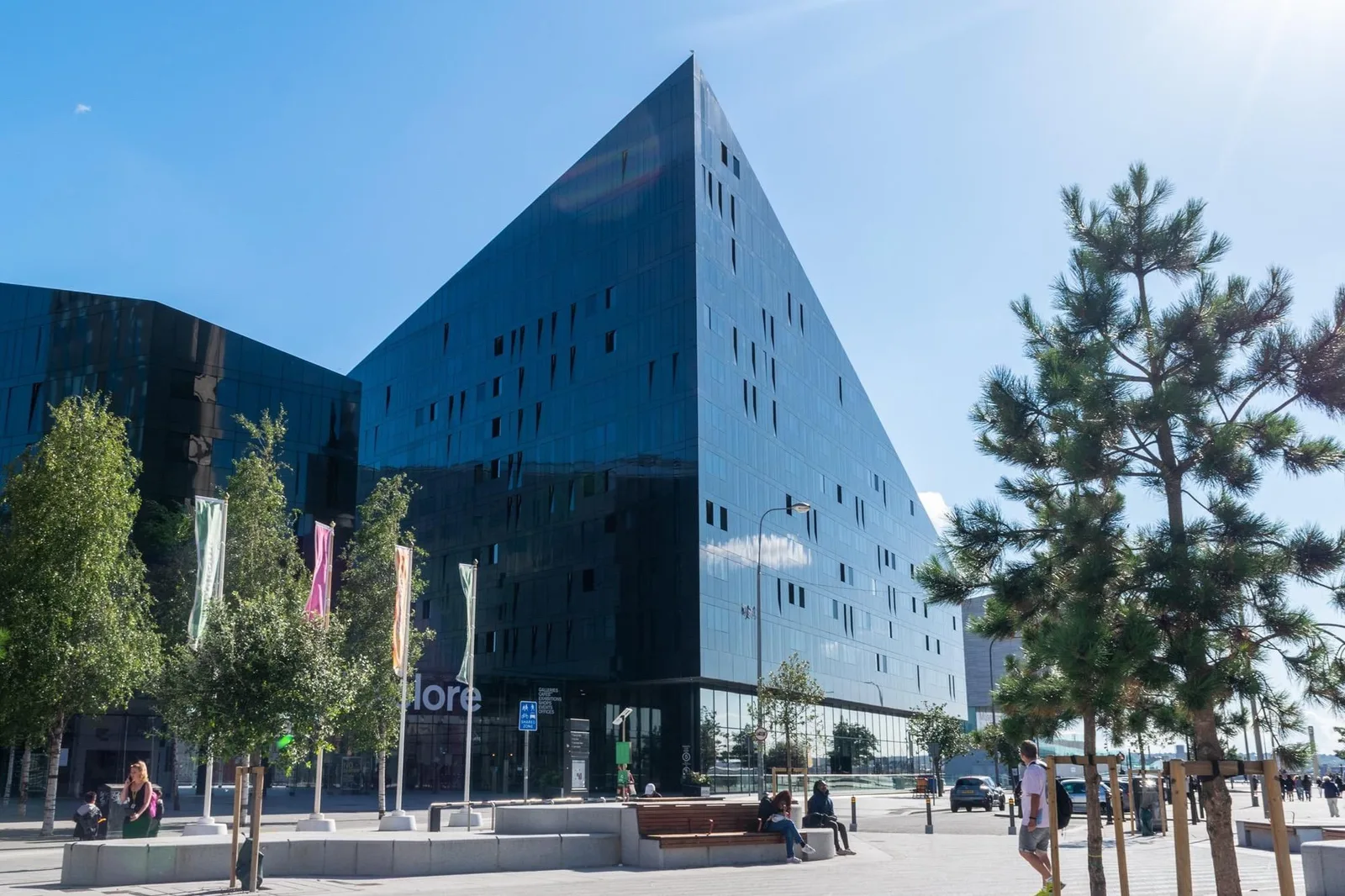 Avenue HQ Mann Island, Building facade, Liverpool