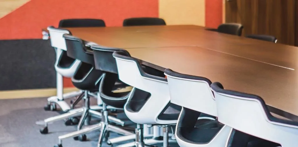 Avila Spaces Av Republica, Meeting room for 8 people, Lisbon