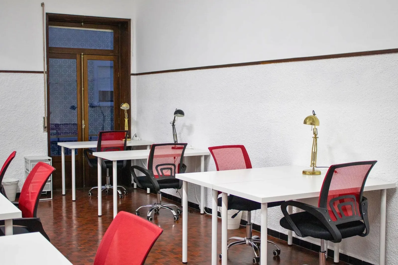 Azulejo Cowork, Despacho privado con 6 puestos, Aveiro