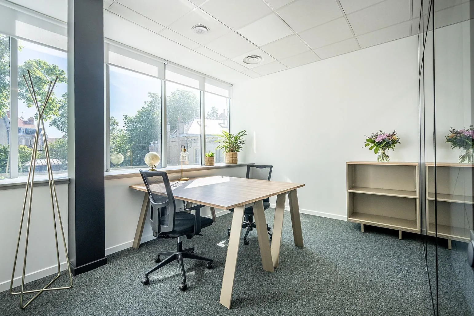 B'CoWorker Dijon, Privatbüro mit 2 Arbeitsplätzen, Dijon