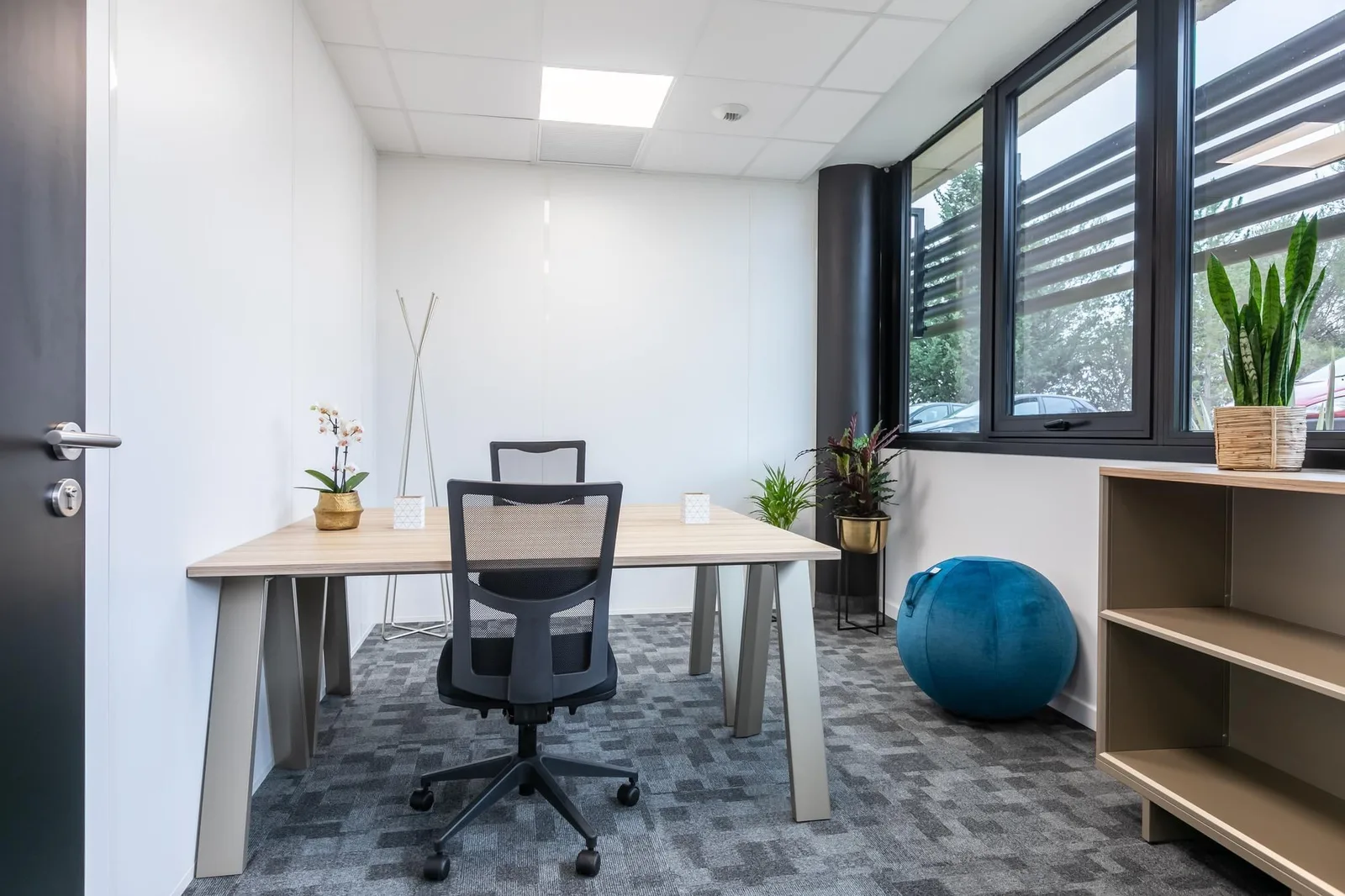 B'CoWorker Strasbourg Entzheim, Private office, 2 desks, Entzheim