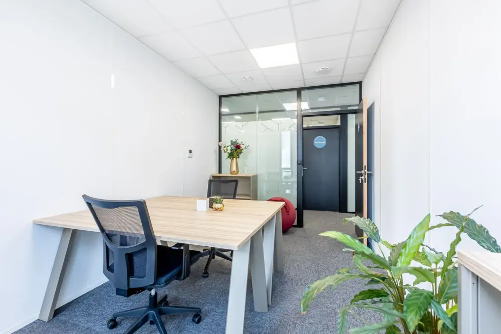 B'Coworker Angers Trélazé, B11- Bureau privatif standard 2 postes, Trélazé