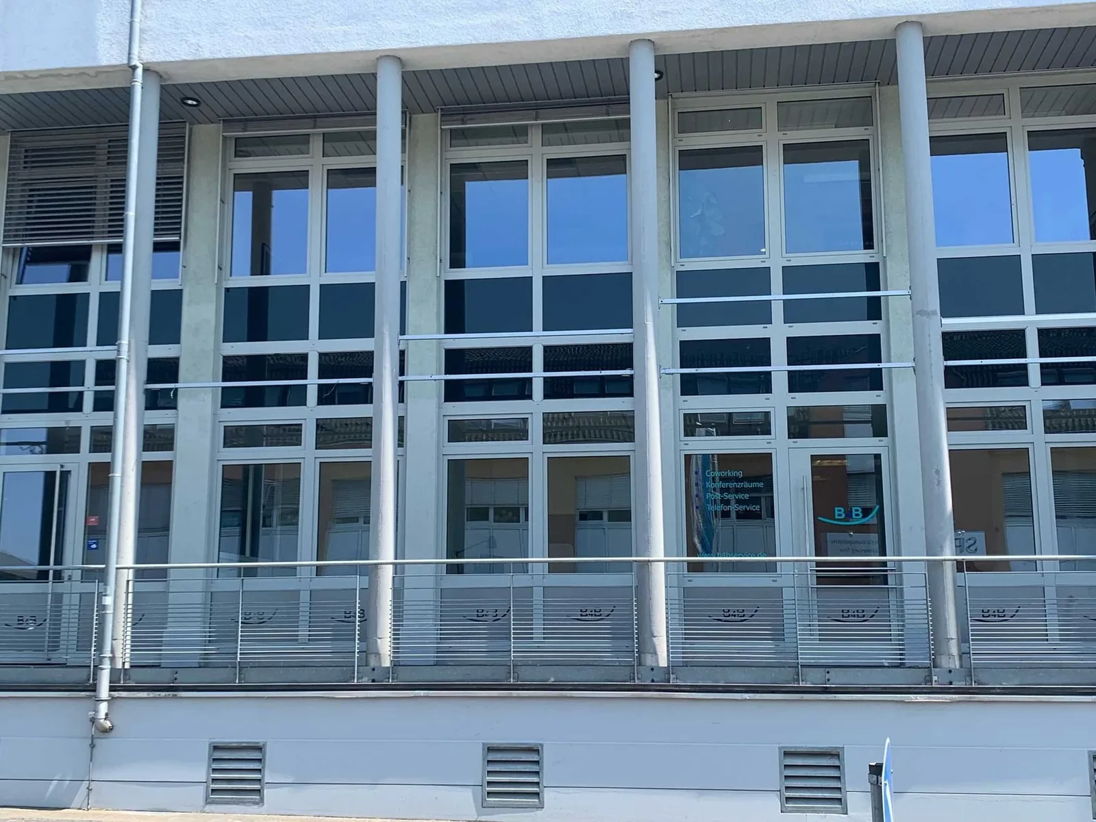 B4B Service, Building facade, Bitburg