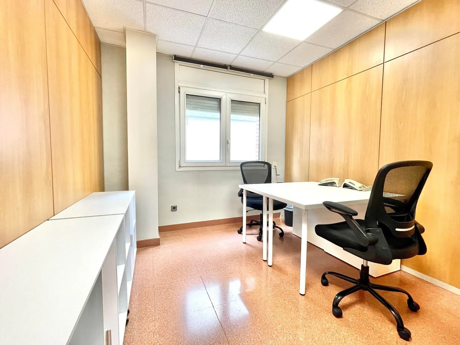 Bcn Center Via Augusta, Private office, 2 desks, Barcelona