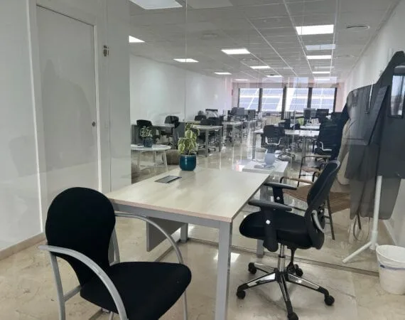 Bcombinator Incubadora Y Coworking , Open-plan office, Barcelona