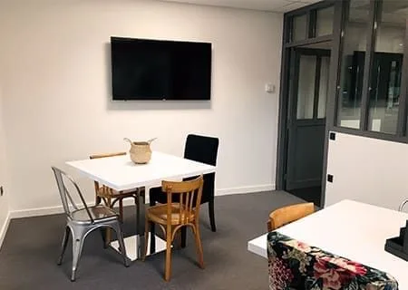 Bee Cowork, Besprechungsraum für 4 Personen, Argentan