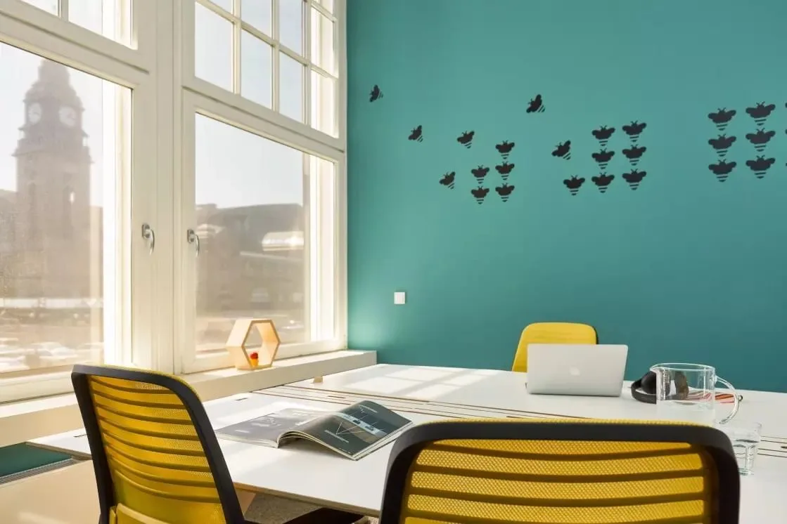 Beehive Frankfurt City, Privatbüro mit 3 Arbeitsplätzen, Frankfurt am Main