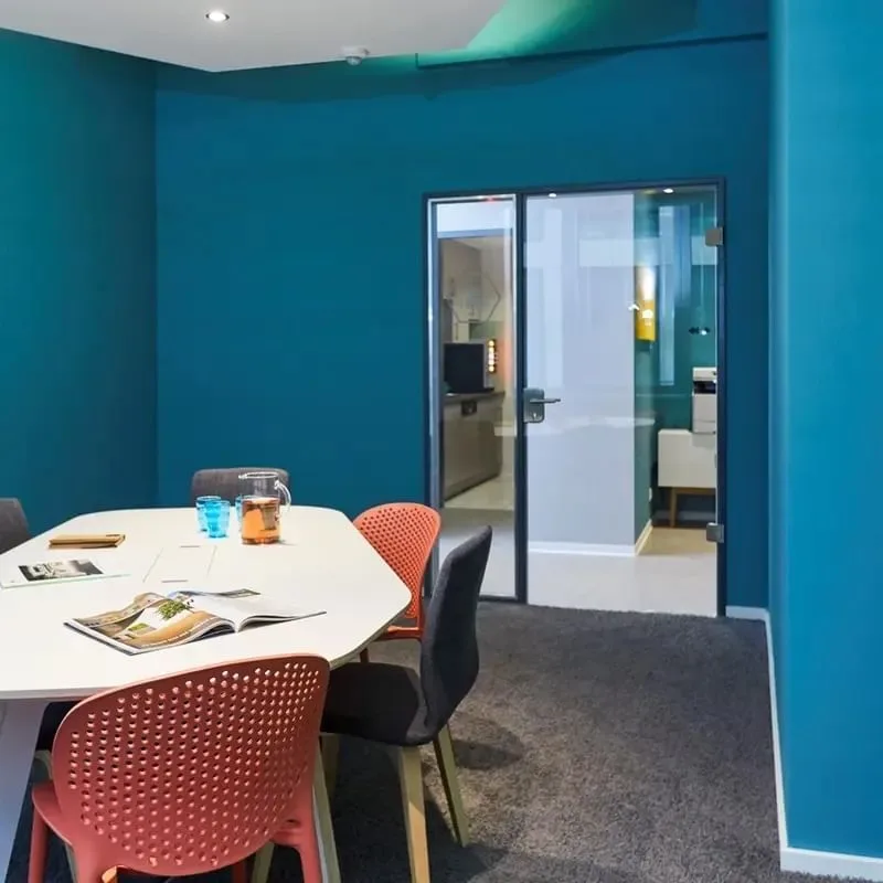 Beehive Frankfurt City, Besprechungsraum für 6 Personen, Frankfurt am Main