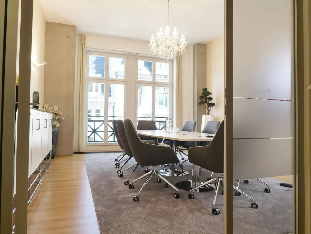 Satellite Office Berlin - Unter den Linden, Besprechungsraum Voltaire, Berlin