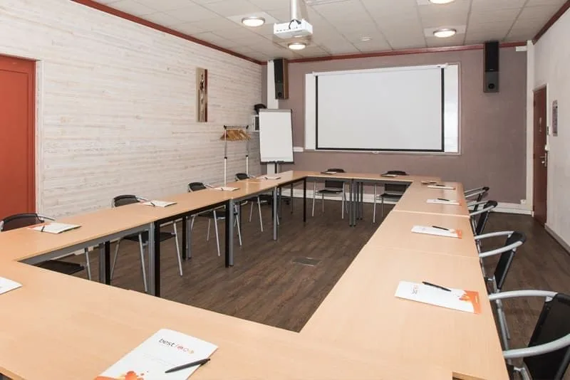 Best Centre d'Affaires, Training room for 12 people, Montélimar