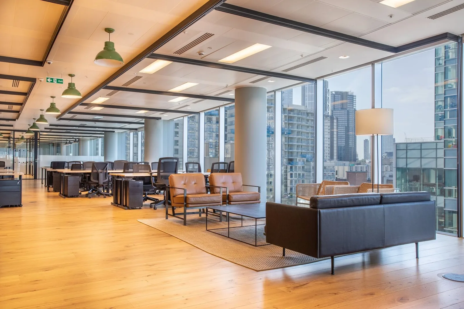 Beyond Aldgate Tower, Open-plan office, London
