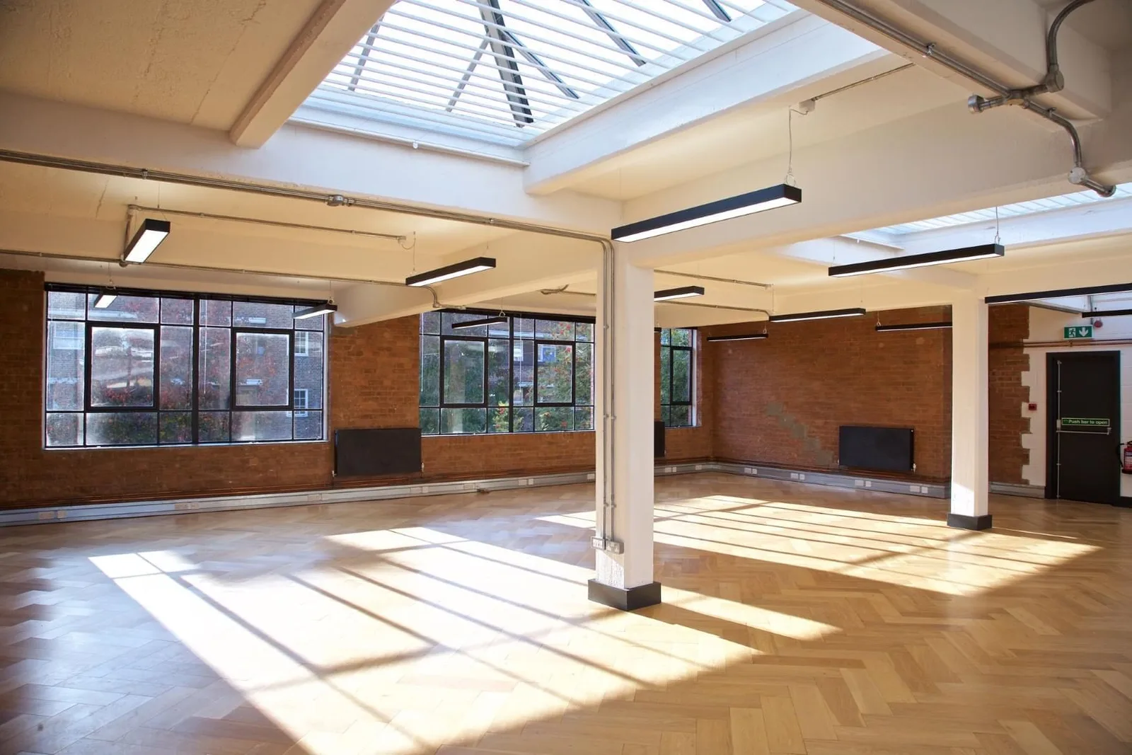 BizSpace Islington, Open-plan office, London