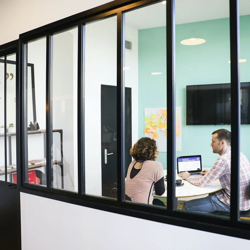 Black Office, Meeting room for 4 people, Toulouse