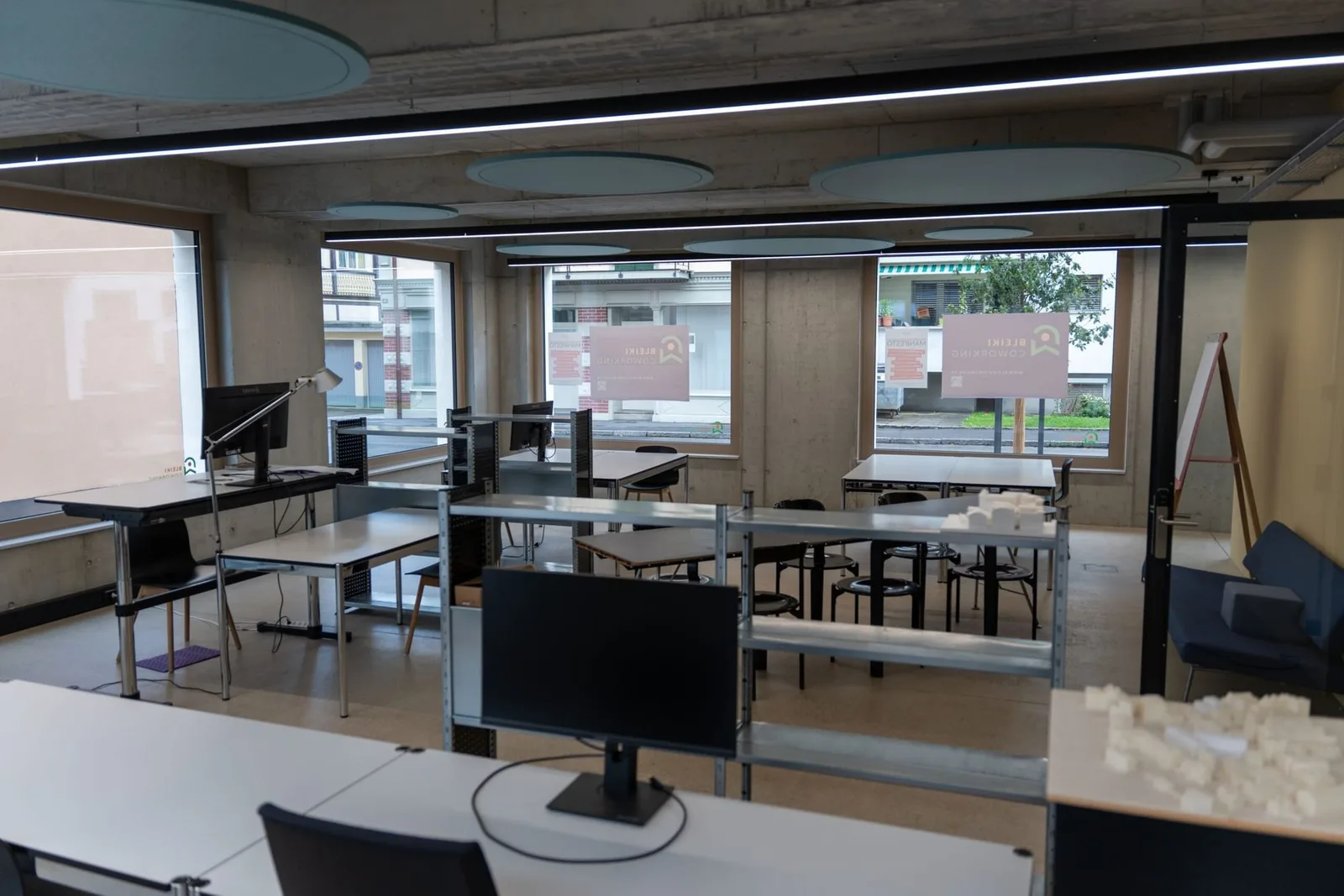 BLEIKI Coworking, Open-plan office, Interlaken